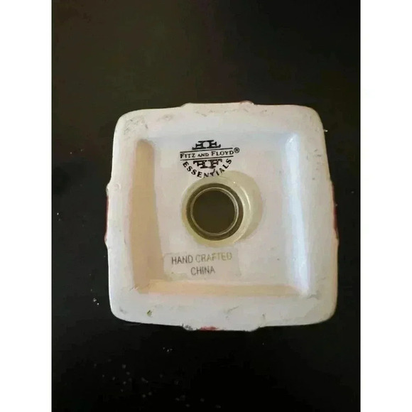 Fitz and Floyd Snowman and Gift Plaid Salt and Pepper Shaker Set - Picture 9 of 10